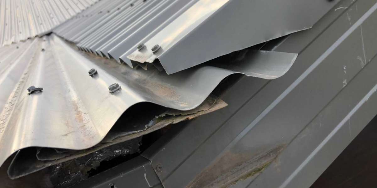 5 Causes of Metal Roof Leaking