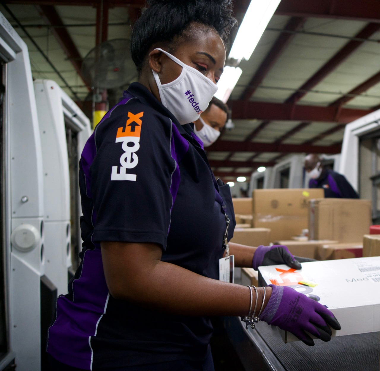 FedEx reports $93 billion revenue for FY2022