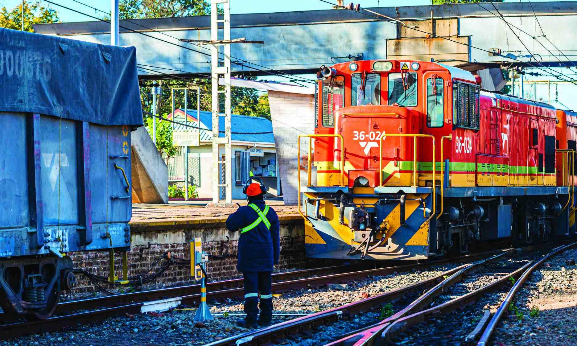 Transnet concludes three-year wage agreement with UNTU to end strike