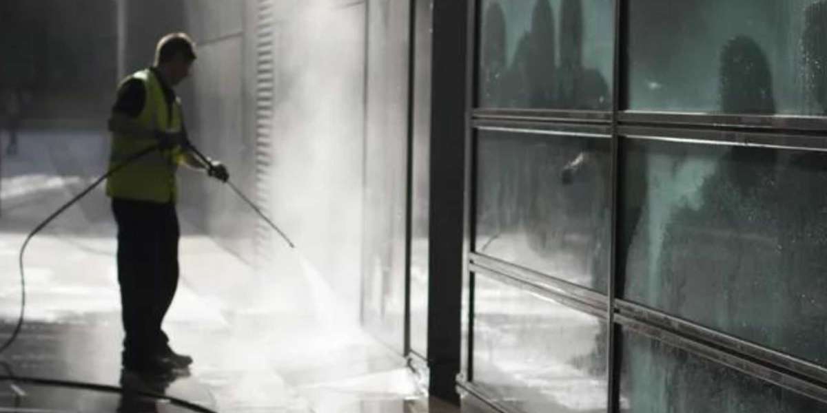 Unlock the Benefits of Pressure Washing Service in Raleigh