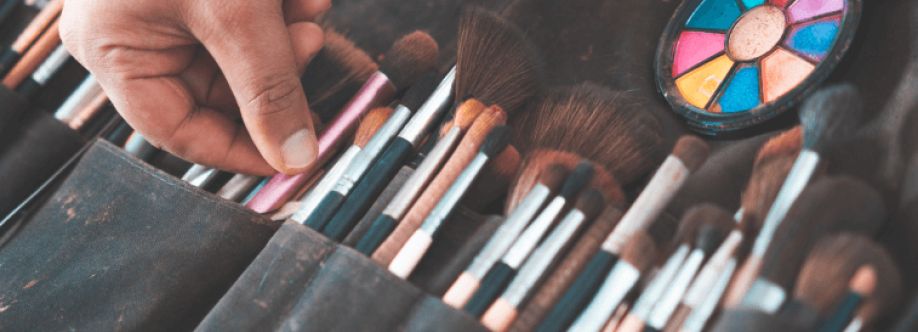 Makeup Artist Cover Image