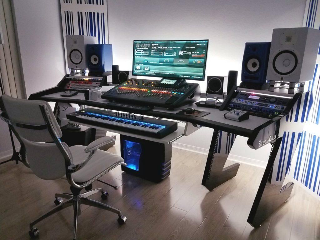 Points To Be Mindful Of When Investing In A Studio Desk | by Bazel Studio Desk | Feb, 2023 | Medium