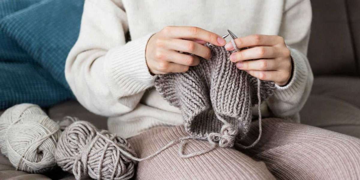 Learn the Continental Knitting Style