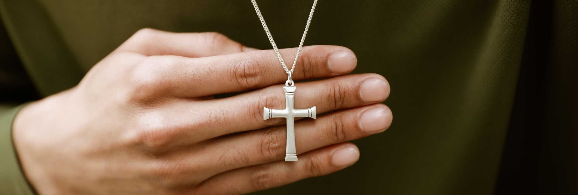Learn About Symbolism In Christian Jewelry – Find Churches Near Me | Church.org