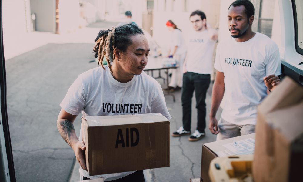 The Rewards of Giving: How Praying for a Generous Spirit Can Bring You Closer to God - Church.org