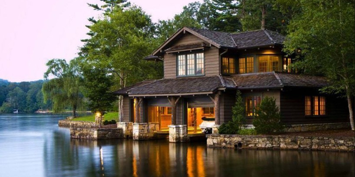 Advantages of Owning a Lake View Home in Canada