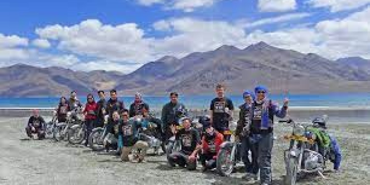 Leh Ladakh Bike Tour Package: Cost & Itinerary