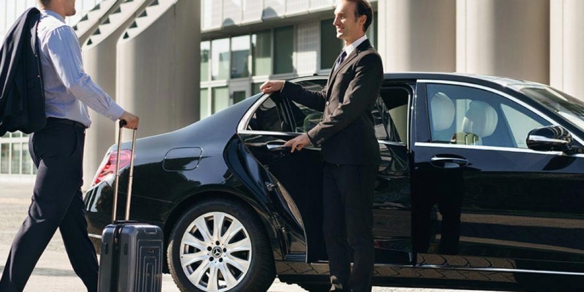 The Ultimate Guide to Chauffeur Airport Services: Travel in Style and Comfort