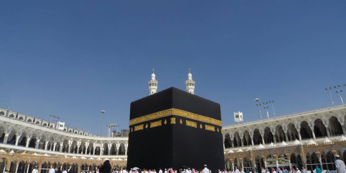Best Umrah Package 2023 for UK Citizen at Kaaba tours and Travels