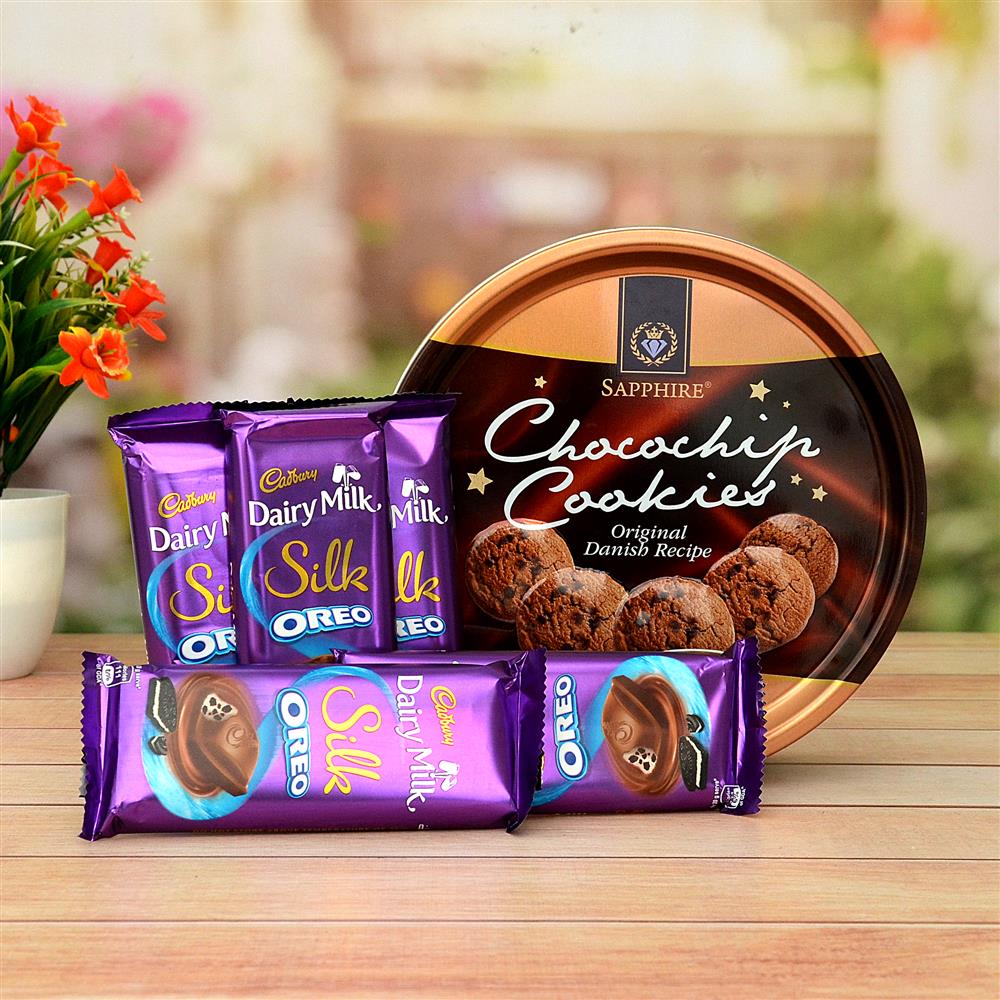 Buy or Order Bournville With Ferrero Rocher & Butter Cookies Online - OyeGifts