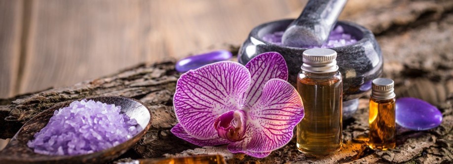 Tinh Dầu Online Cover Image