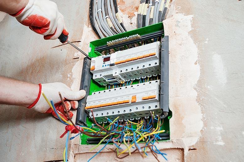 Electrician in Gardena, CA | Phase Electric