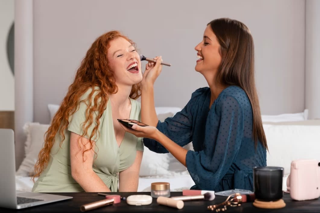 Choosing the Best Makeup Artist Course: Things to Keep in Mind | Longevity