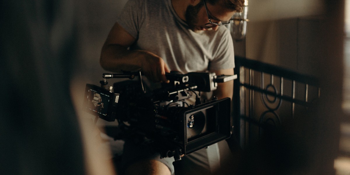 Advantages of Choosing a TV Commercial Production Company