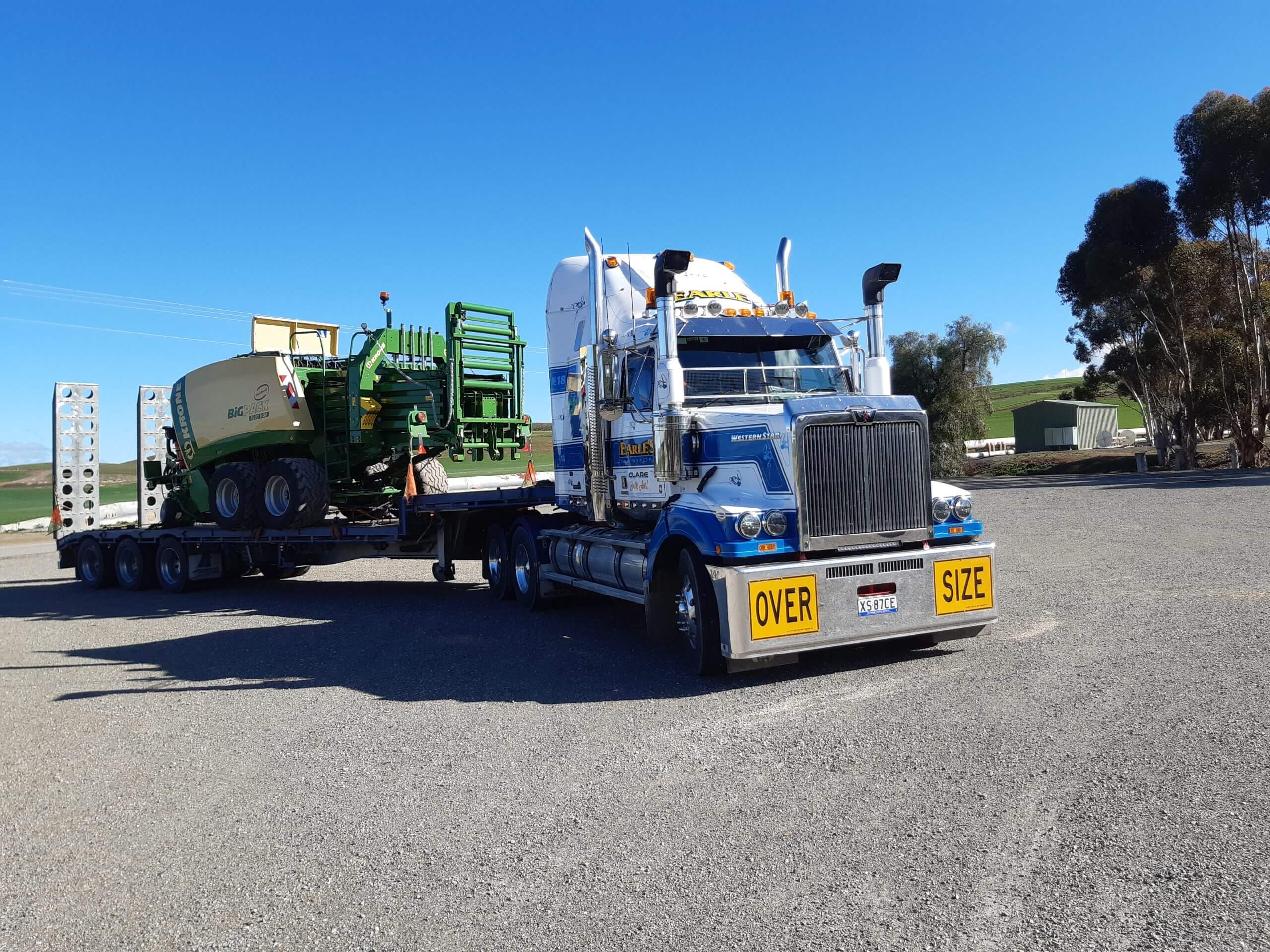 Farm Machinery Transport Adelaide, Australia | Earle's Transport