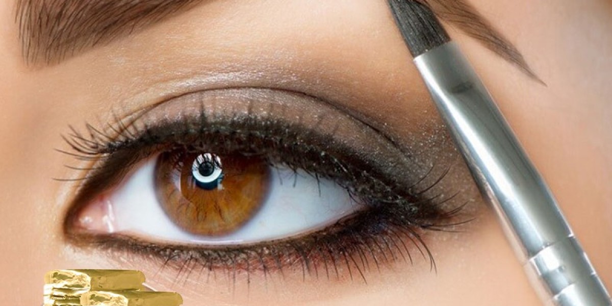 Is Eyebrow Tinting Safe? A Comprehensive Look at the Risks and Precautions