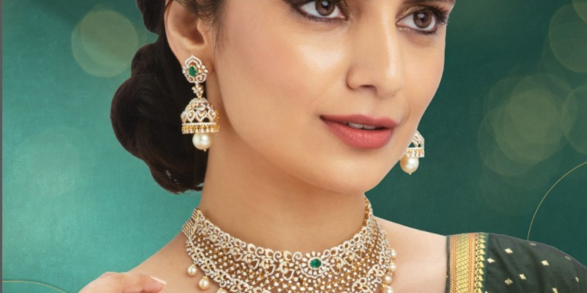 Investing in Quality: Why Malani Jewelers' Diamond Pendant Necklace Set is Worth It