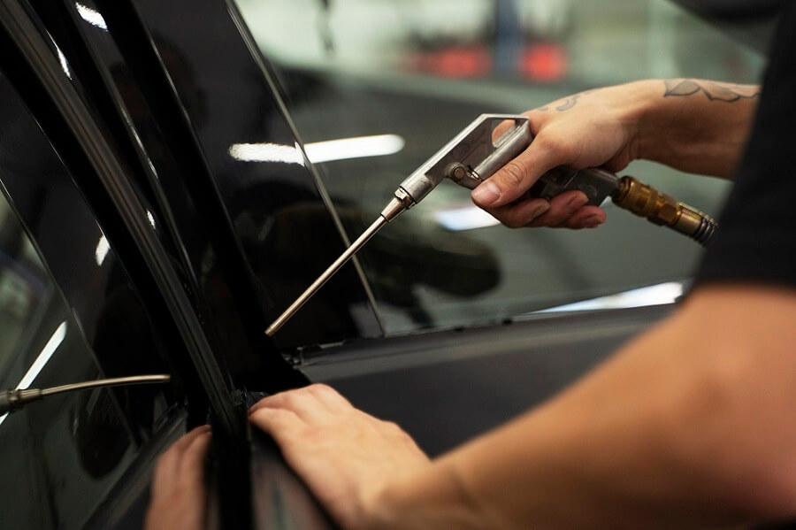Ensuring Safety and Clarity: Professional Windshield Repair in Tulsa