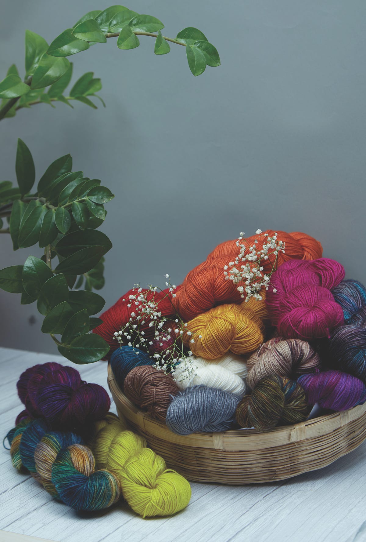 How to Choose the Best Yarns for Hand Knitting? | by Symfonie Yarns | Jan, 2024 | Medium