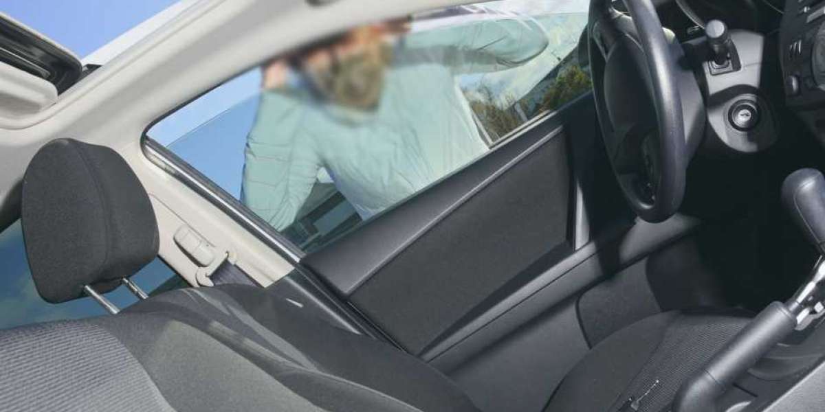 Enhancing Safety and Clarity: The Role of Auto Glass Replacement in Tulsa