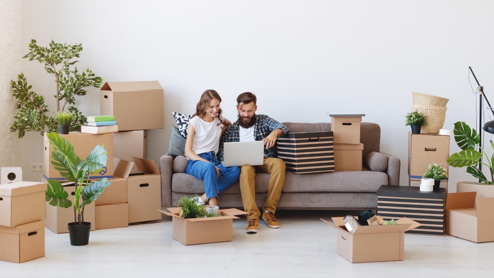 Downsizing for Savings: How to Minimize Your Load and Maximize Your Budget? | TheAmberPost