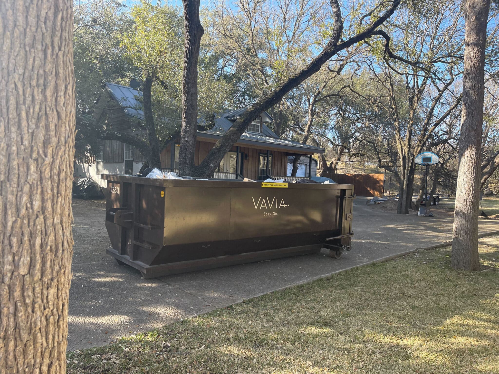 Everything You Need to Know About 10-Yard Dumpsters