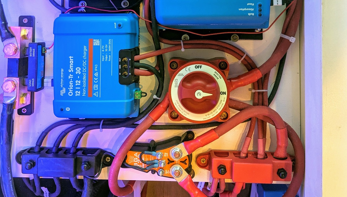 How to Choose a Marine Battery Isolator – Covering All Things