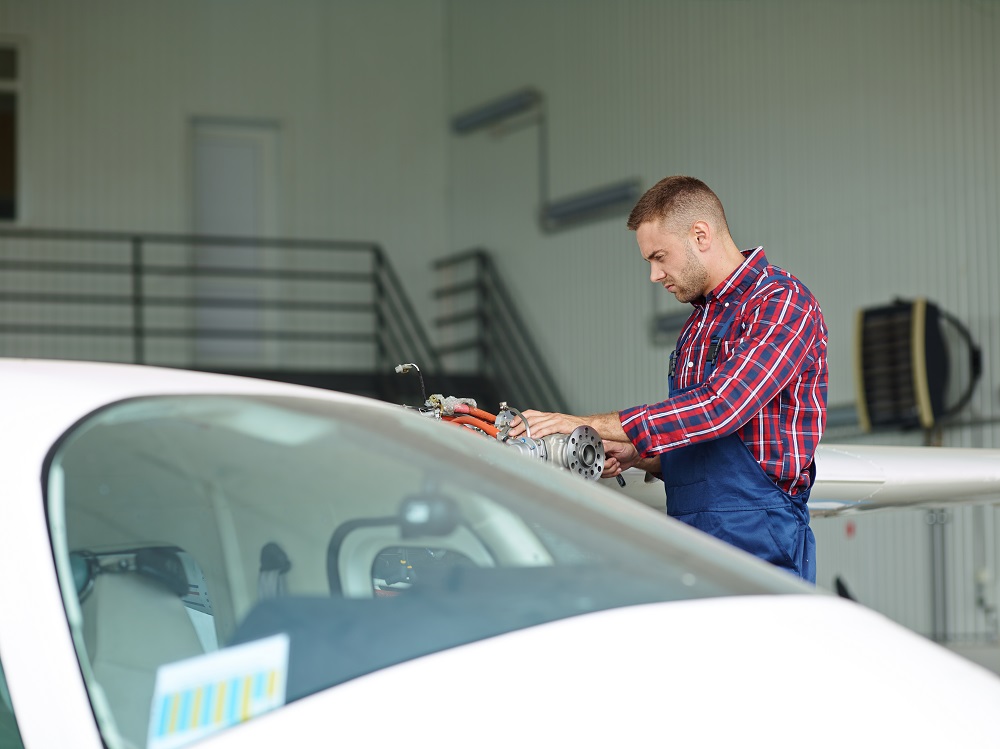 Top 4 Reasons for Power Window Failure and When You Should Seek Window Repair in Tulsa