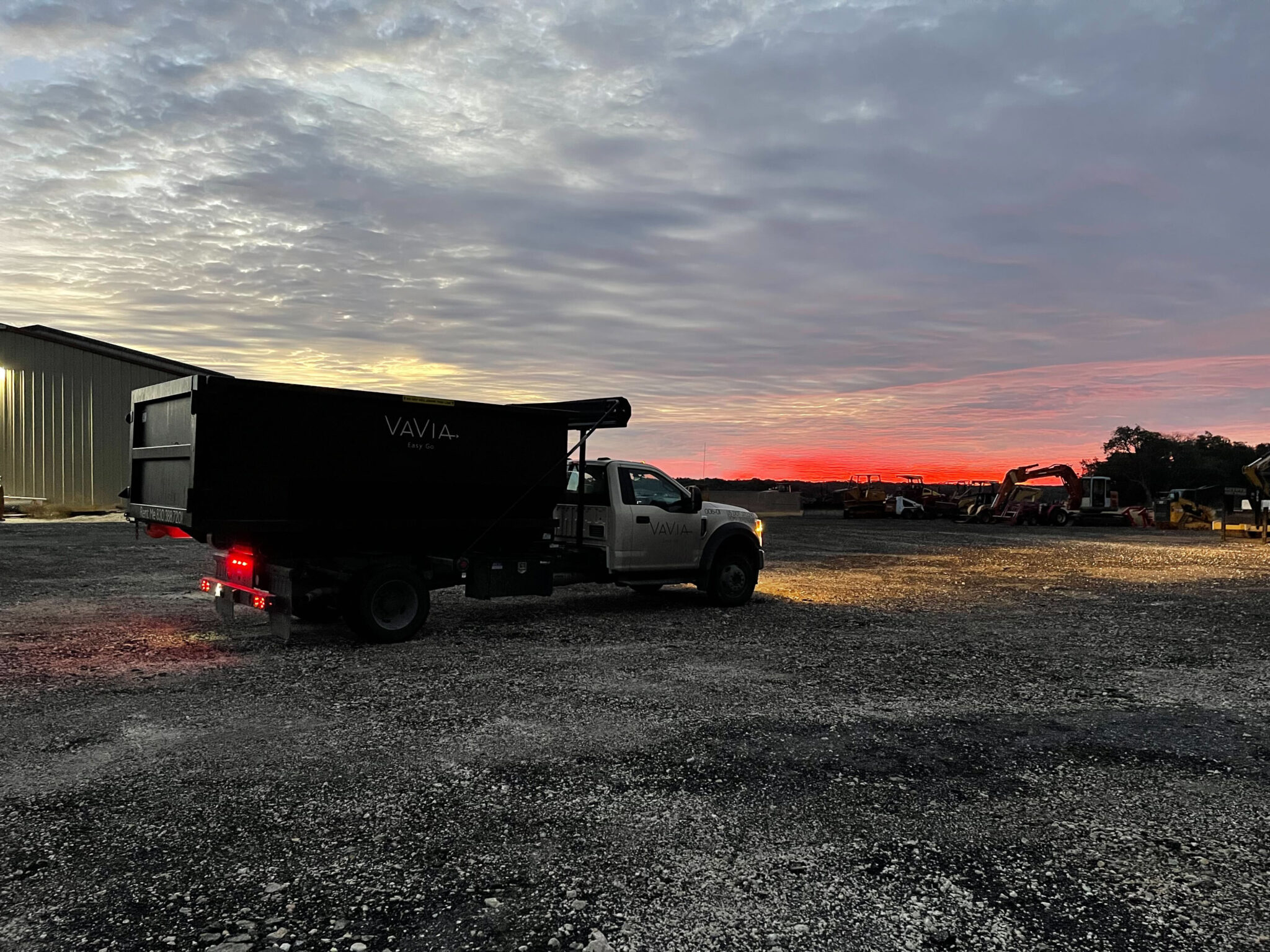 What is a Roll-Off Dumpster? How Is It Used?