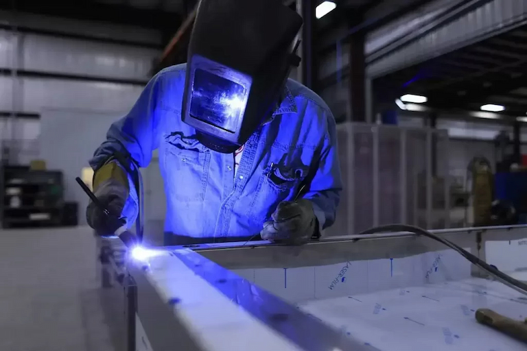 Protective Gear 101: Steps to Choosing the Ideal Welding Lenses - 3Steps