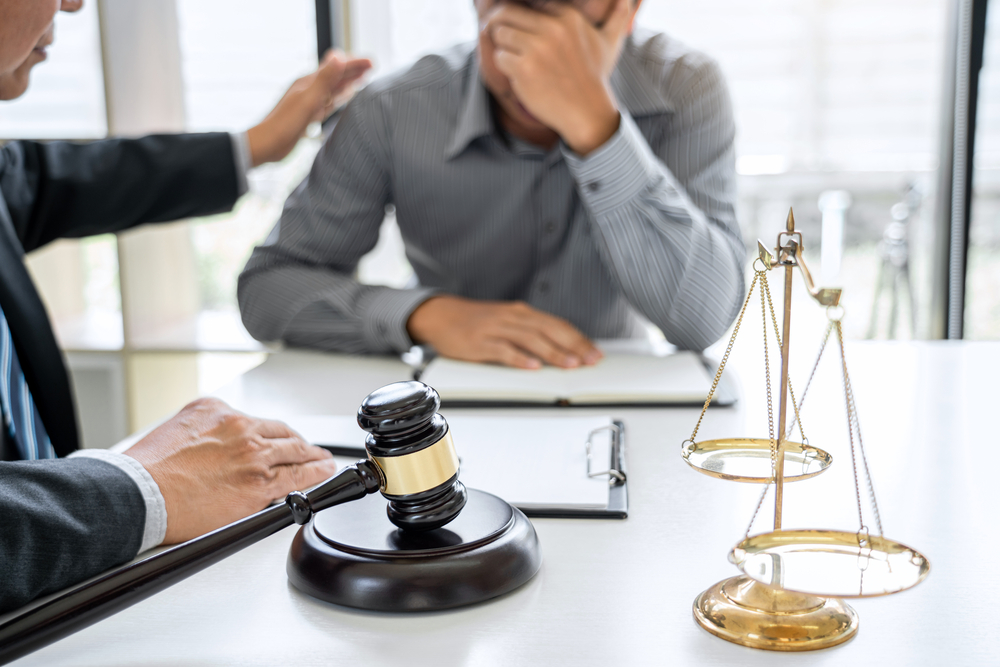 How Different Criminal Lawyers Help Their Clients
