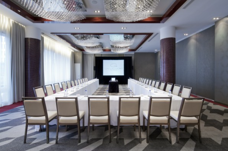 Tips to Find Top Hotels with Large Conference Rooms for Business Events – Best Venues