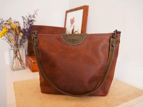 Discovering Timeless Elegance: Handmade Leather Bags | by Amelismith | Jun, 2024 | Medium