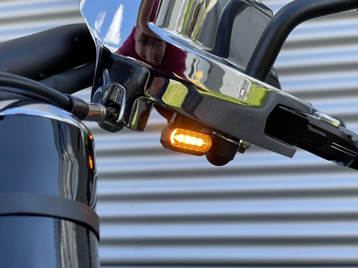 8 Reasons to Install LED Indicators on Your Motorbike