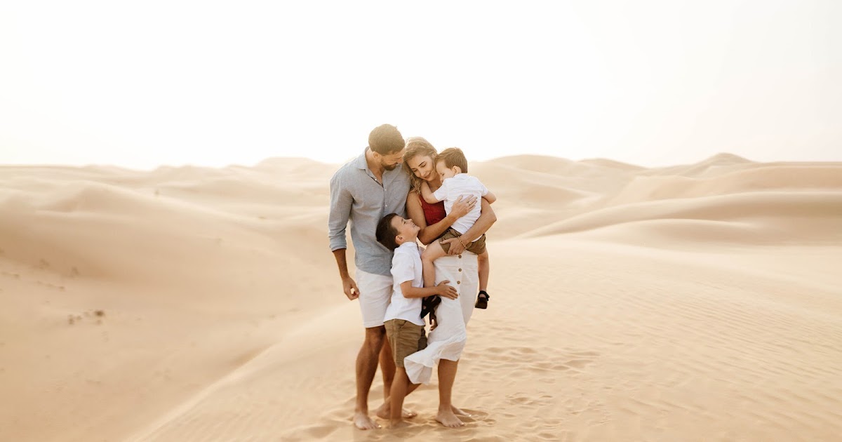 Why Should You Choose Jessica Kennedy for Your Family Photo Shoot in Abu Dhabi?