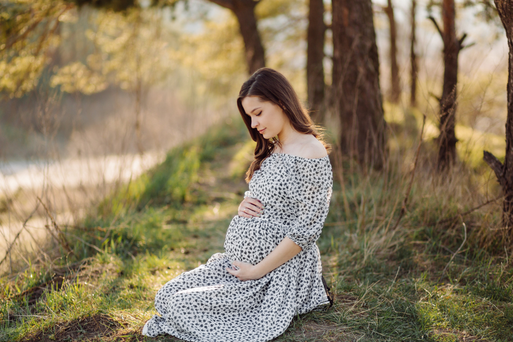 Adorable Baby Bump Photoshoot Poses You'll Love