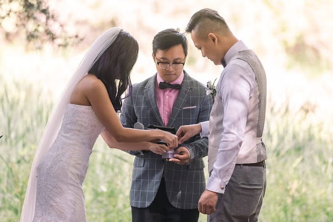 Notable Traits That Ensure the Reliability of a Toronto Chinese Wedding Officiant | by My Wedding Officiant | Aug, 2024 | Medium