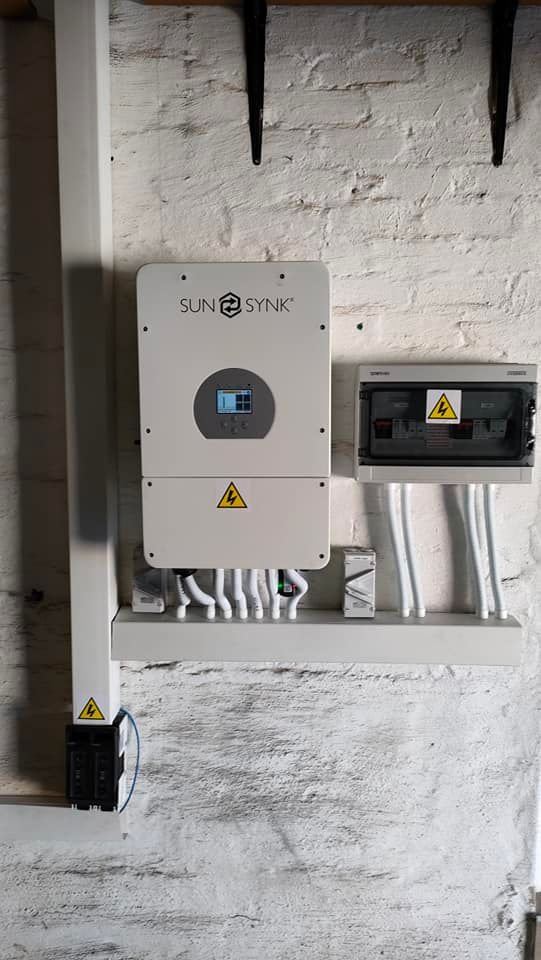 Exploration Of The Leading Benefits Of Sunsynk Hybrid Inverter | FACTOFIT