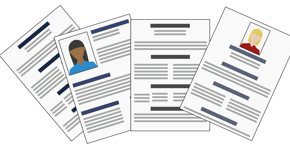 The Role of CV Makers and Resume Writing Services in a Personalized Career