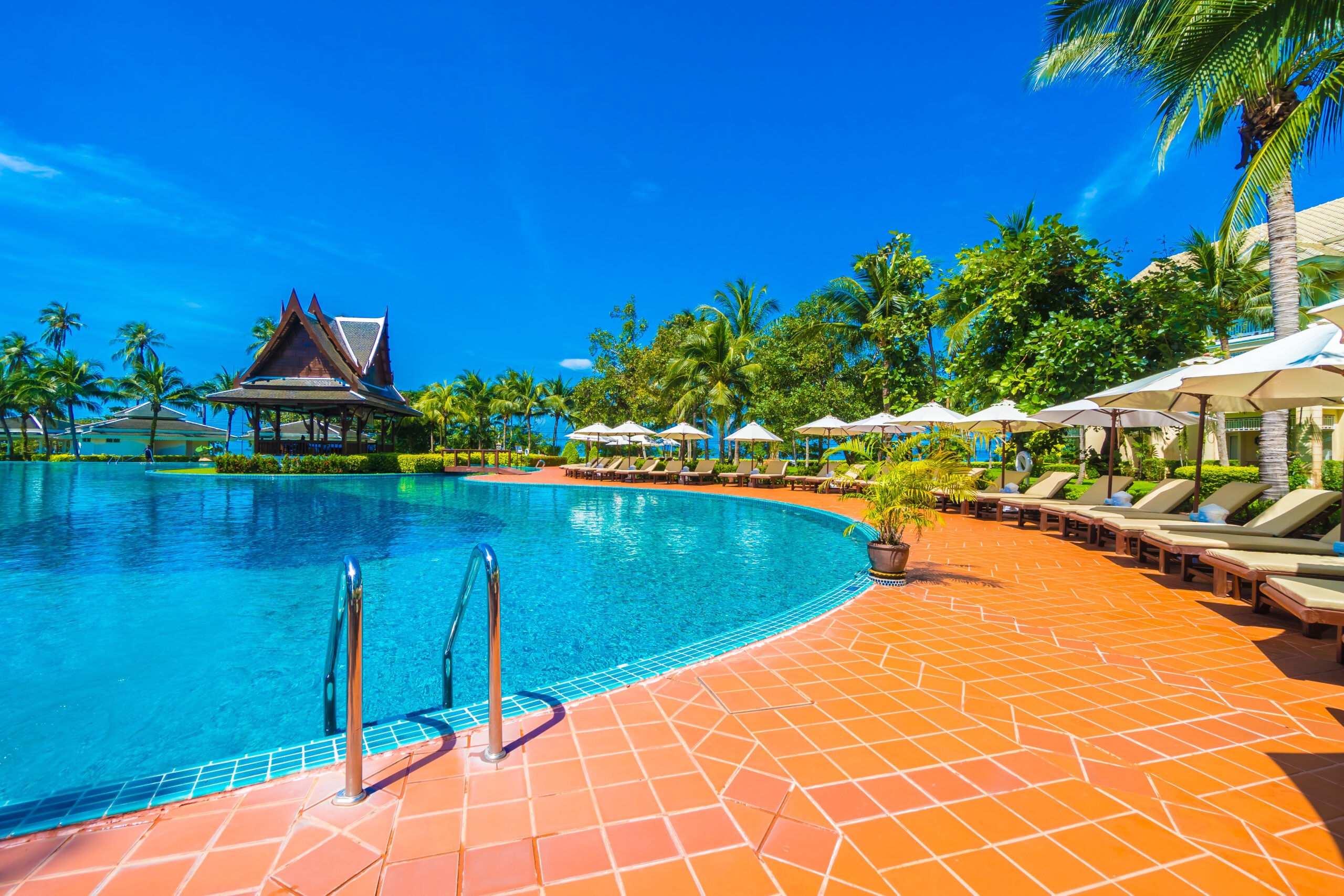 Experience Luxury: Buy a Villament with a Pool in Goa