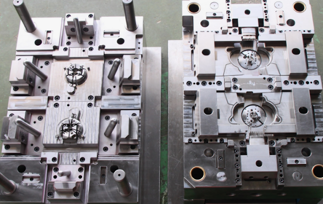 The Role of Mould Maker Manufacturers in Pet Mold Production