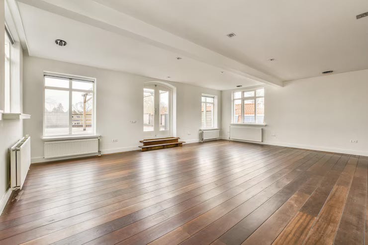 Flooring 101: Why Floating Flooring is a Top Choice | by First Choice Flooring | Sep, 2024 | Medium