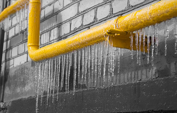 Frozen Pipes: Emergency Plumbing Tips to Prevent Disaster