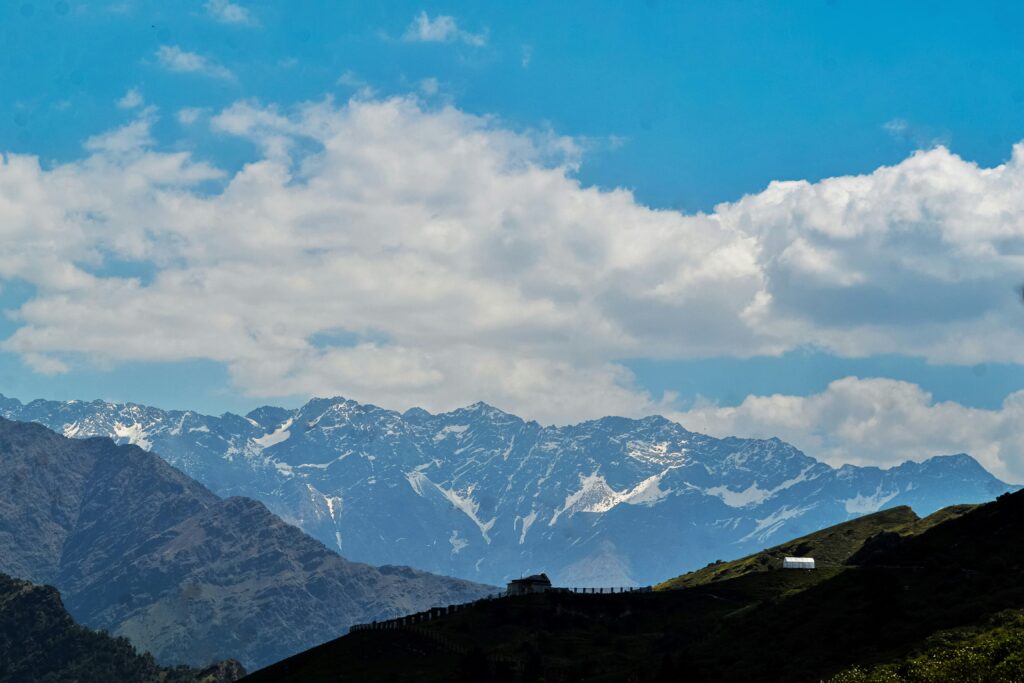 A Deeper Dive into Uttarakhand's Beginner-Friendly Treks