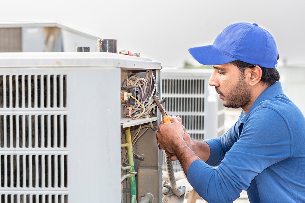 How to Catch AC Issues Before a Total Breakdown