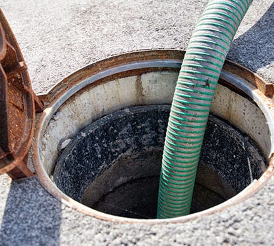 Why Choose Trenchless Sewer Pipe Lining Over Traditional Methods? | by Mastertradepllumbing | Sep, 2024 | Medium