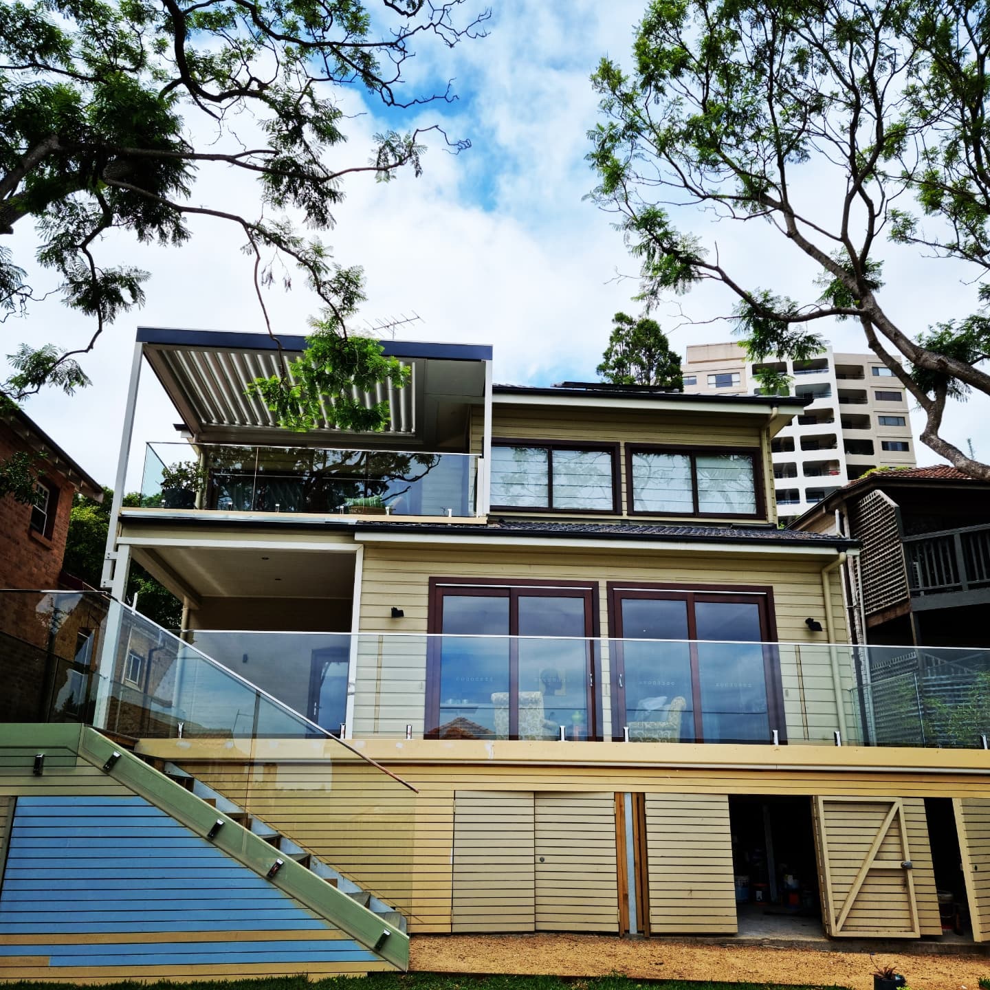 Enhance Your Space with Framed Glass Balustrade in Sydney - Techy Businesses