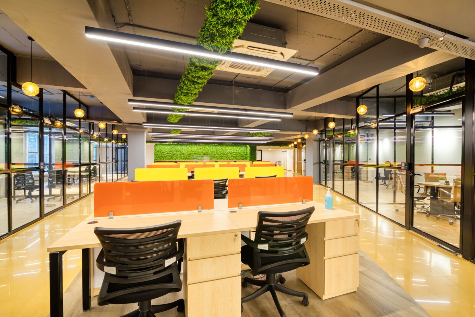 A Guide to Choose The Perfect Coworking Space | TheAmberPost