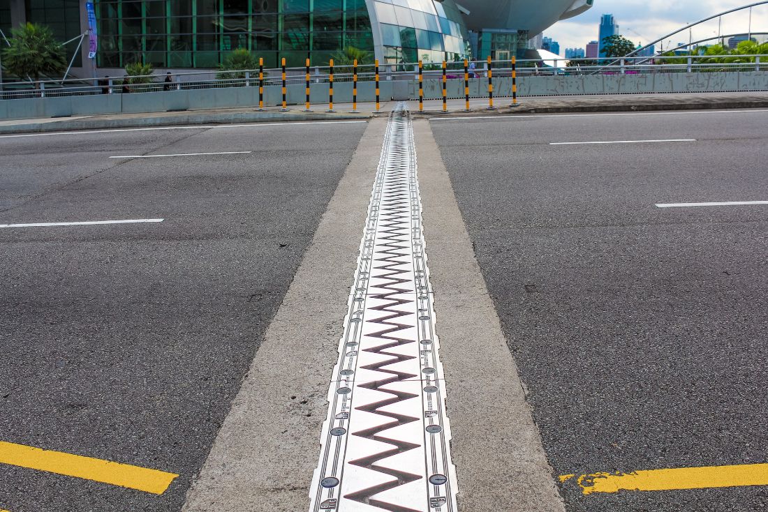 The Essential Role of Bridge Expansion Joints in Modern Infrastructure – LINEMARKING PLUS