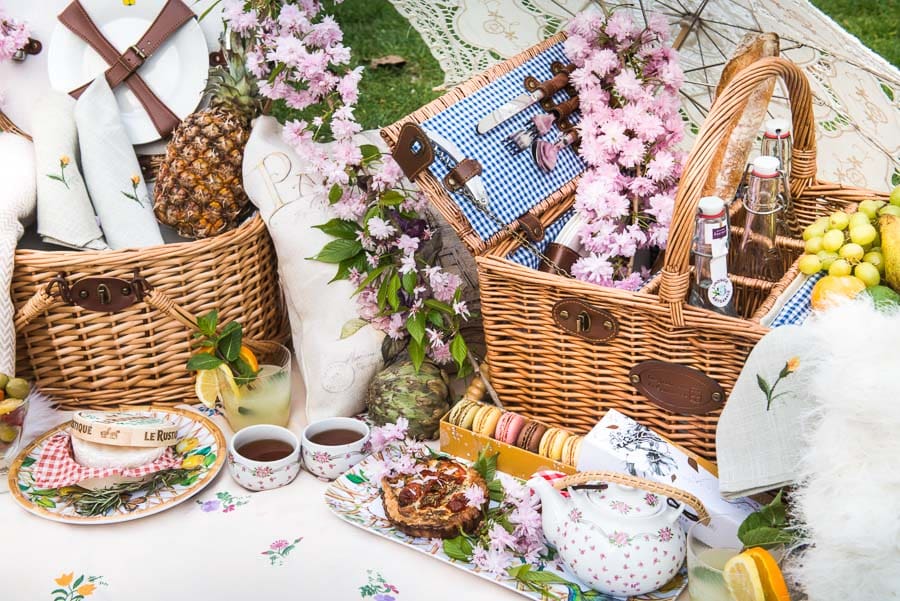 Stylish Paris gourmet picnic.